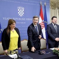 Potpisan ugovor o dodjeli bespovratnih sredstava za uspostavu Centra dijeljenih usluga