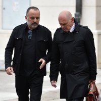 Tony Cetinski ulazi na sud u Pazinu