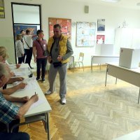 Zagreb - Otvorena birališta na kojima će birači iz Republike Hrvatske izabrati zastupnike za Europski parlament