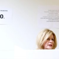 Zagreb: Predsjednica Grabar Kitarović u pratnji supruga Jakova glasovala na EU izborima