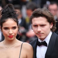 Brooklyn Beckham i Hana Cross