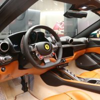 Portofino - ručno izrađeno uređenje kabine na autosalonu u Ženevi 2019.