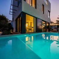 Agapao vile, Sutivan