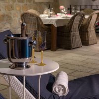 Vila Lipa Dora, Murvica