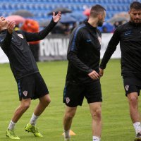 Hrvatska nogometna reprezentacija na treningu u Omišu - Marcelo Brozović i Bruno Petković
