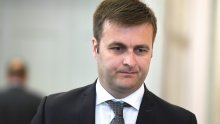 Ćorić ne odustaje: 'Referendum u Supetru je nelegalan'