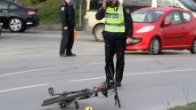 Pritvoren vozač koji je naletio na djecu na biciklu pa pobjegao