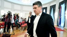 Nepripremljen, ogoljen, zbrčkan, prepoznatljiv: Je li Zoran Milanović riskirao porukom ‘Meni nitko ne treba’?