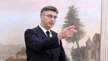 Plenković o najezdi komaraca u Slavoniji i kvotama za strane radnike, pohvalio se i novom dvoranom