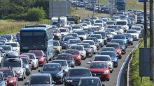 Očekuje se udarni vikend na cestama: Doznajte kada putovati da izbjegnete gužve