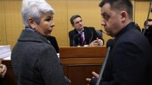 HDZ ne može smijeniti Kosor i Šeksa bez vladajućih