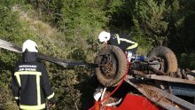 U Vrpolju s ceste izletjelo vatrogasno vozilo