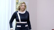 Dragana Jeckov nam je u nekoliko rečenica objasnila zašto je odluka Ustavnog suda o ćirilici mrtvo slovo na papiru