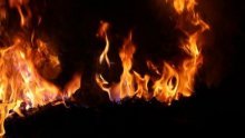 Bacio tekućinu na zgradu, u vatri koja je planula poginulo 12 ljudi, među ozlijeđenima i napadač