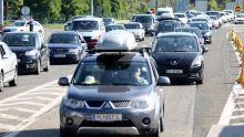 Zbog prometne nesreće već otežan promet na Jadranskoj magistrali, HAK očekuje pojačan promet