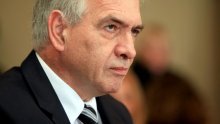 Ovo će narušiti guvernerov imidž principijelne osobe