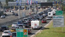 Gužve na autocestama: Kolone su trenutno najveće u Lici te na granicama prema Sloveniji
