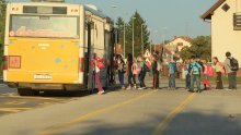 Vozači autobusa u petak staju na 10 minuta. Ne ispune li im se zahtjevi, najavljuju štrajk za prvi dan škole