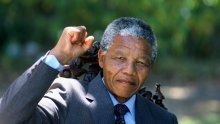 Mandela i dalje u bolnici