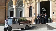 Oproštaj od Nade Kobali: Posljednji ispraćaj poznate zagrebačke dizajnerice šešira