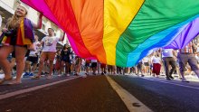 Islamska zajednica pozvala na bojkot gay parade u Sarajevu, Katolička crkva na suzdržavanje od nasilja