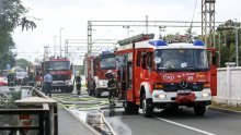 U Zagrebu odjeknula snažna detonacija: Kran udario u dalekovod