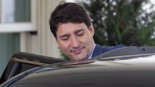 Kanadskom premijeru Trudeau pala popularnosti nakon skandala s crnim licem