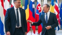 U Zagreb stižu Tusk, Merkel i Berlusconi, Orban i Vučić još nisu potvrdili