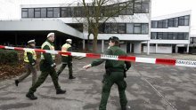 Napadnuti uredi policije u Berlinu i Hamburgu