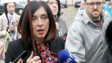 Divjak Plenkoviću: MVEP-u, socijali, policiji se diglo koeficijente. Zašto ne bi i prosvjeti?