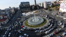 Beogradski taksisti prosvjeduju; prometni kolaps na ulicama; građani revoltirani