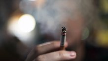 Prvo otjerali pušača iz vlade, a potom cigarete iz kafića: U Austriji stroga zabrana pušenja, kazne do 1000 eura