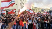 Prosvjednici blokirali ceste u Bejrutu i drugim dijelovima Libanona