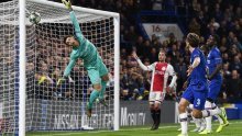 Kaos i VAR u Londonu! Ajax utrpao Cheleseaju četiri komada, nakon dva crvena kartona prokockao vodstvo, ali sačuvao bod; kiša golova i u Dortmundu