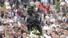 Bozanić: Postoje nastojanja da se ograniči očitovanje vjere