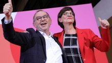 Njemački socijaldemokrati izabrali novo čelništvo, nastavak koalicije s demokršćanima upitan
