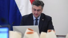 Plenković o obrani Divjak od zahtjeva oporbe za smjenom: 'O tom, potom'