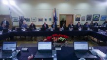 Premijer u Krapini: Današnja sjednica Vlade teška je 3,6 milijardi kuna, to je važna poruka
