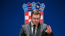 Pavić: Grabar-Kitarović može i zna nametati bitne teme za Hrvatsku