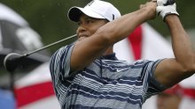 Woods i dalje čvrsto drži golferski vrh