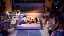 Predstava na pučini - maksimalni učinak uz minimalnu golotinju