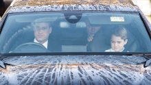 Kraljevska obitelj na udaru javnosti nakon što je šestogodišnji princ George snimljen kako se vozi na prednjem sjedalu automobila