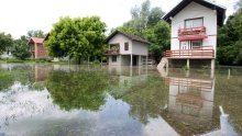 PM visits flood threatened areas in eastern Croatia