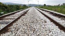 Potpisan ugovor o modernizaciji i obnovi pruge Vinkovci-Vukovar