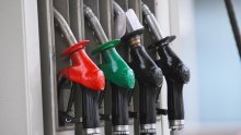 Od ponoći poskupljuje gorivo, evo koliko će vam trebati za pun spremnik