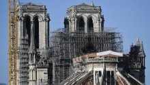 Notre Dame prvi put u 200 godina izvan upotrebe za Božić, misa za 2500 vjernika održana u cirkusu Gruss
