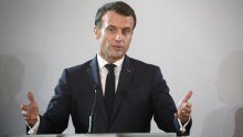 Macron u novogodišnjoj čestitki: Shvaćam koliko donesene odluke mogu nekoga povrijediti te izazvati strah i protivljenje