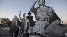 Rasprava u EU parlamentu o 'dva vraga, dva grozna diktatora', uključila se i Ruža Tomašić
