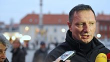 'Pozivam predstavnike vlasti u Vukovar. Nek budu na začelju kolone'