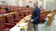 Hasanbegović: Uskoro ćemo na klupama imati zakone o sprječavanju nasilja u restoranima i narodnjačkim klubovima